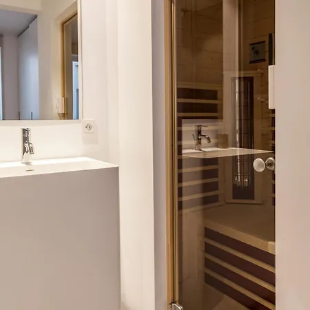Apartment Des Nations 5d *